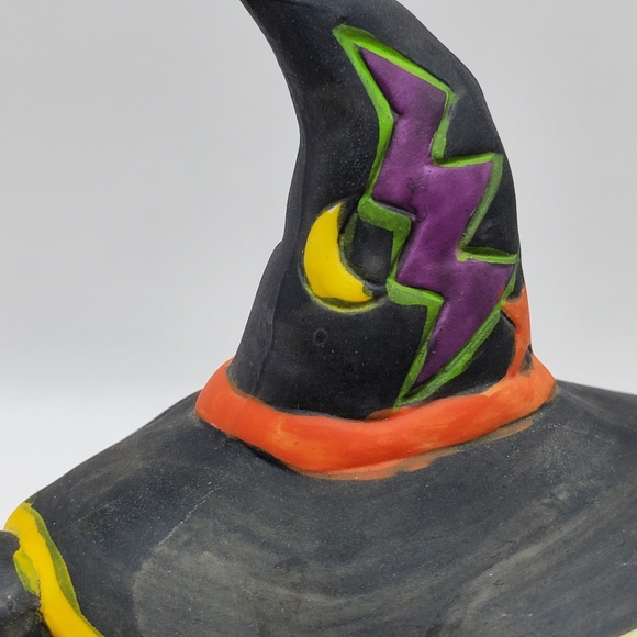 Vintage Witch Candle Holder Figurine Ceramic Halloween Decoration 6.25 inch Tall - Picture 16 of 16